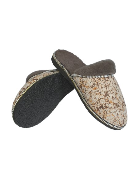 Barevné kožešinové pantofle