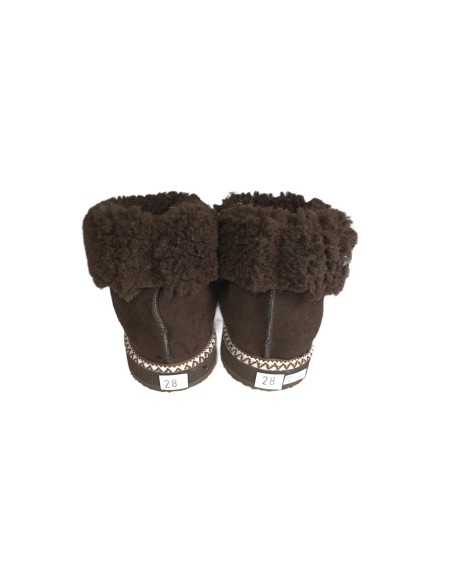 Tmavě hnědé bačkory